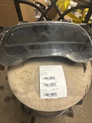 Painel de instrumentos digital Cadillac Deville 2001–05 ID 25762113 - Imagem 1 de 4