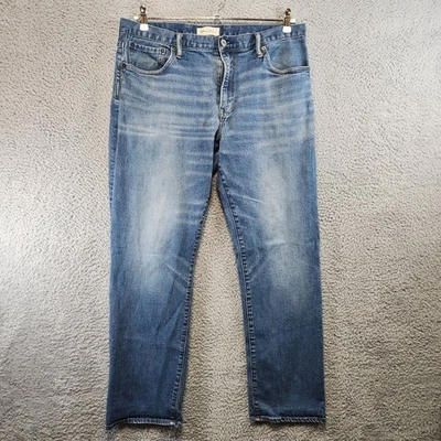 Gap 1969 Jeans Mens Size 36x32 (Fits 36x31) Straight Fit Blue Causal Streetwear - Image 1 of 4