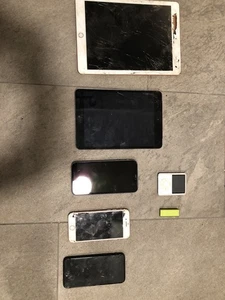 iPhone 11, iphone 8, ipad, ipod et shuffle pour pièces - Photo 1 sur 12