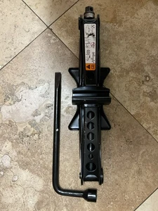 2013 Ford Focus Jack with Lug Wrench OEM - Picture 1 of 7