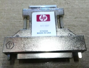 68 way D to 68 way VHD SCSI adaptor Hewlett Packard C7434A - Picture 1 of 4