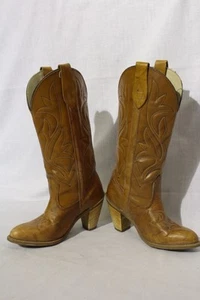 Vintage Brown Leather CAPEZIO BOOTS CowboyWestern Stacked Wood Heel Womens6M B24 - Picture 1 of 9