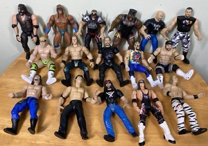 Vtg Lot 16 Wrestling Figures WWE WWF WCW Jakks Pacific Titans Sports 1996-2002 - Picture 1 of 13