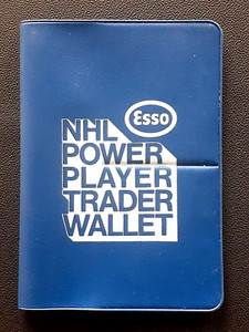 BRAND NEW ESSO NHL POWER PLAYER TRADER WALLET 1970-71 NHL HOCKEY 70-71 MINT+