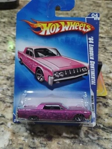 HOT WHEELS 2009 REBEL RIDES '64 PINK LINCOLN CONTINENTAL P2460 NEW IN PROTECTOR - Picture 1 of 2