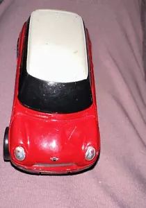 MAISTO MINI COOPER 1:64 ROSSO 2 1/2" AUTO PRESSOFUSA CON TETTO BIANCO - BELLO - Foto 1 di 5