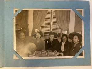 VTG 1944 Photo African American Women Dressed Up at Restaurant San Francisco Hat - Picture 1 of 14