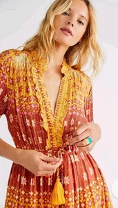 Free People Rare Feeling Maxikleid rot geblümt Kurzarm Gr. M - Bild 1 von 11