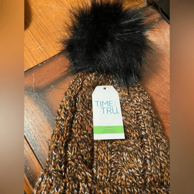 NWT Time and Tru Women’s Faux Fur Pom Pom hat/Beanie - Image 1 of 4