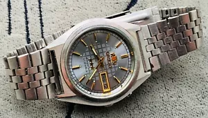 Collectible Watch ORIENT 21 jewels automatic 3 stars with originl bracelet Japan - Picture 1 of 18