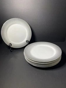 Target Holiday 08 Líneas de Solsticio Artico Porcelana 9" Platos ¡Juego de 6 Fiesta! - Imagen 1 de 5