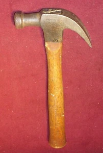 VINTAGE PLUMB CLAW HAMMER WITH ORIGINAL WOOD HANDLE. - Imagen 1 de 5
