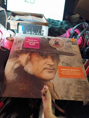 Charlie Rich Behind Closed Doors vinyl LP, 1972-73 Epic, G, TESTED, Pre-owned  Foto 1 de 4