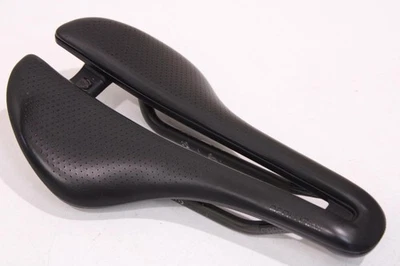 BONTRAGER AEOLUS PRO Saddle Carbon Rail - Image 1 of 4