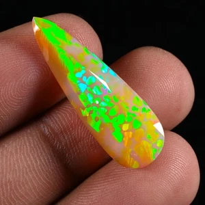 5,55 Crt, natürlicher äthiopischer Welo Feueropal facettierter Edelstein, Äthiopischer Opal, - Bild 1 von 3
