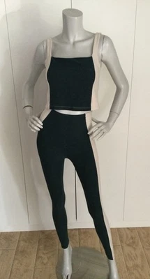 Beyond Yoga Matching Set Leggings Size S Top Size M - Image 1 of 4