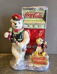 COCA COLA PERLMUTT EISBÄR PINGUIN UND KOKS MASCHINE Weihnachten Urlaub - Bild 1 von 14