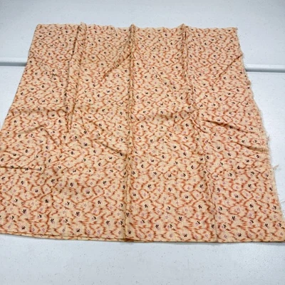 tela beige floral abstracto acolchado algodón 46x43 1 yarda Foto 1 de 4