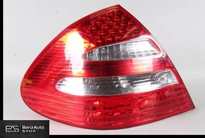 03-06 Mercedes W211 E55 AMG E350 Rear Left Side Taillight Tail Light Lamp OEM - Image 1 of 4