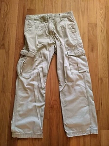 Levi’s Cargo Pants Mens 36x31 Beige Khaki Canvas Straight Regular Grunge Y2K - Picture 1 of 10