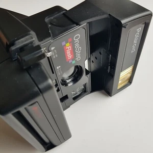 Cinghia fotocamera istantanea Polaroid One Step Flash 600 nera fotografia vintage Giappone - Foto 1 di 23