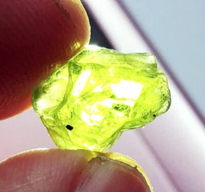 5.80 Ct 100% Natural Peridot Rough Certified Loose Gemstone With Free Gift - Picture 1 of 7