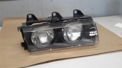 Faro derecho pasajero halógeno EE. UU. compatible con 92-99 BMW 318i 324601 Foto 1 de 2