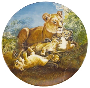 Signs Of Love A Watchful Eye Collector Plate Yin-Rei Hicks River Shore Lion Cubs - Picture 1 of 4