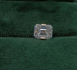 2.60 Ct Lab Grown Diamond D VVS1 Emerald Cut 8.5x6.5mm Loose Gemstone - Picture 1 of 4