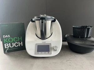 Vorwerk Thermomix TM5 mit Zubehör - Bild 1 von 2