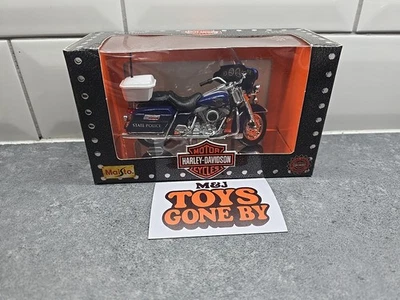 Maisto Harley Davidson Motorbike Michigan State Police 1:18. - Image 1 of 4