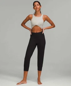 RAR! Neu mit Etikett lululemon Align Jogginghose bauchfrei hoher Bund Größe 4 🖤 schwarz schwarz LW6BBES - Bild 1 von 4