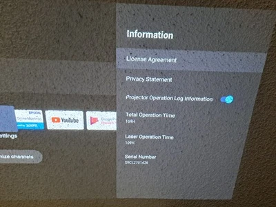 Proyector láser Epson EpiqVision Mini EF12 Smart Streaming MODELO HA14A Foto 1 de 4