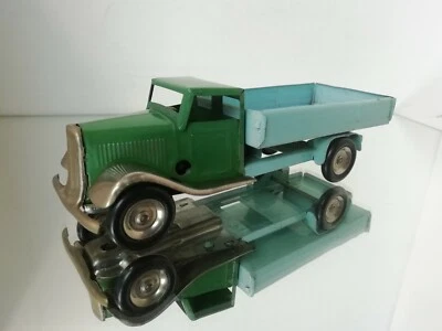 Tri-Ang Minic Toys Wind Up Truck en verde - Imagen 1 de 4