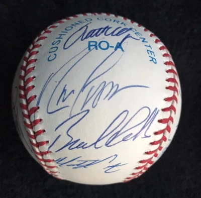 Minnesota Twins '98 Multi Signed Baseball Radke, Coomer, Lawton, Rodriguez +++ - Image 1 of 4