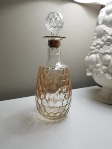 Bottiglia decanter caraffa vetro fossette ambra oro vintage con tappo in sughero - Foto 1 di 6