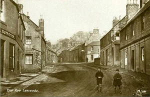 REAL PHOTOGRAPHIC POSTCARD OF ELM ROW, LASSWADE, MIDLOTHIAN, SCOTLAND - Picture 1 of 2