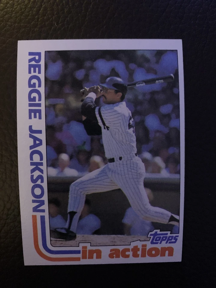 Reggie Jackson 1982 Topps Miscut Wrong Back Error Card Rare New York Yankees - Image 1 of 2