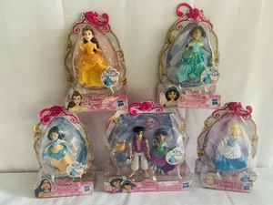 Disney Princess Royal Clips Jasmine & Aladdin Cinderella Pocahontas Belle - Picture 1 of 3