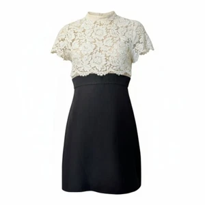 VALENTINO Dress Heavy Lace Top Crepe Skirt Short Sleeve Cream Black IT 42 AU 10 - Bild 1 von 24