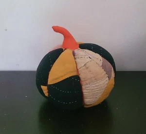 Primitive Folk Distressed Quilt Pumpkin Handmade Fall Halloween Country Decor SM - Picture 1 of 8