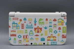 New Nintendo 3DS XL Konsole Animal Crossing Sonderedition + Sammelkarten, Spiele - Bild 1 von 9