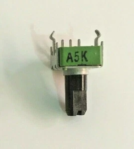 RV110-40-20A-A5K  ALPHA  A5K  POTENTIOMETER  - Picture 1 of 3