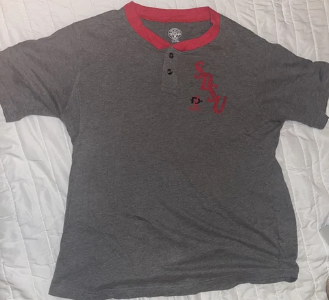 San Diego State Aztecs Shirt Adult Large Red Aztec Shirt Cover