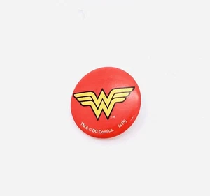 Wonder Woman WW DC Comics - rundes kleines Revers / Jacke Pin  - Bild 1 von 3