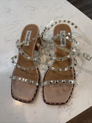 Steve Madden cravejado gel transparente como bombas sucateado tamanho 7 feminino - Imagem 1 de 4