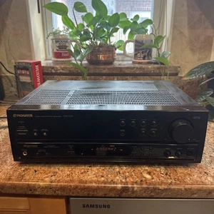 Pioneer VSX-305 Audio Video Stereo Receiver - Vintage - Picture 1 of 11