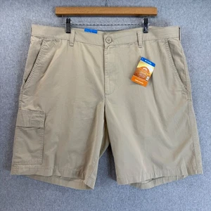 Columbia Red Bluff Cargo Shorts Beige Khaki Omni Shade UPF 50 Mens 40 x 10 NWT - Picture 1 of 12