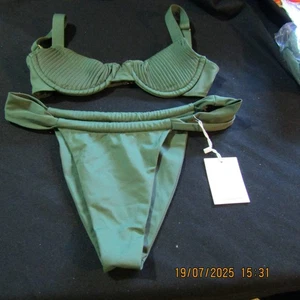 Ladies Archdeacon Lucra Ruche Green Bikinis Size S NWT Made in Bali - Imagen 1 de 8