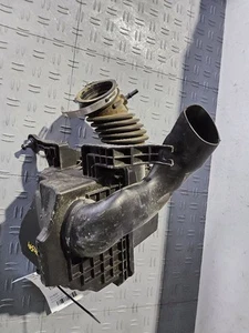 2013-2016 Ford Escape Air Cleaner Intake Box Assembly 2.5L - Picture 1 of 12